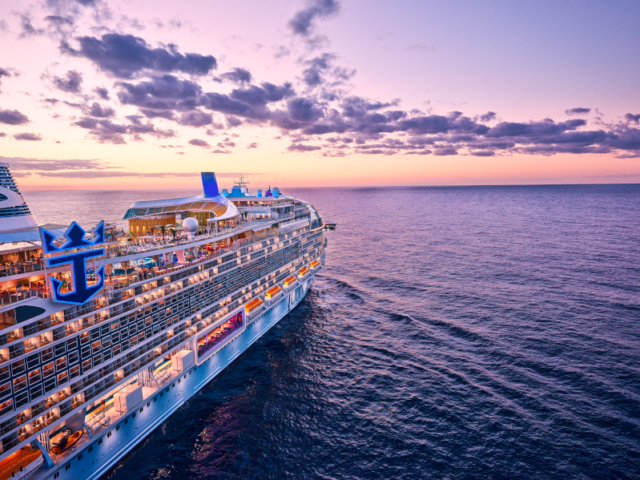 Book Early & Get $50 Onboard Credit with Royal Caribbean