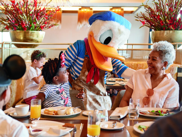 Free Dining Is Back at Walt Disney World for 2026 – Here’s What You Need to Know